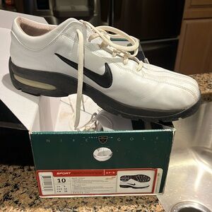 Nike Sport Performance SP-5 Men’s Golf Shoes, white w/black trim, Sz 10